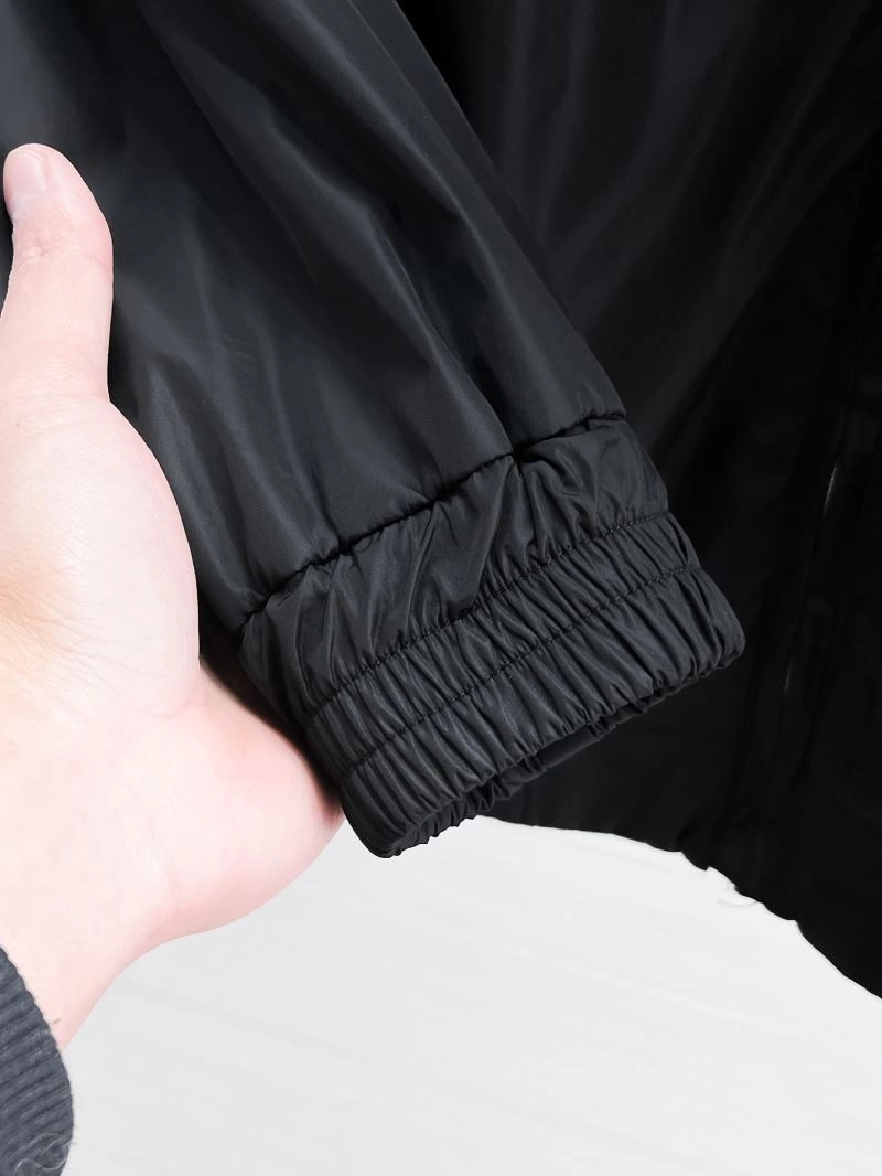Flexible Burberry Outwear 100778