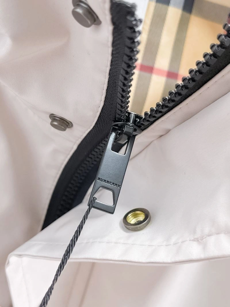 Sophisticated Burberry Outwear 100780