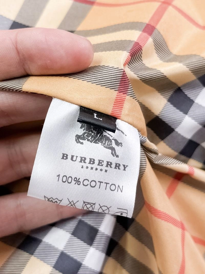 Sophisticated Burberry Outwear 100780