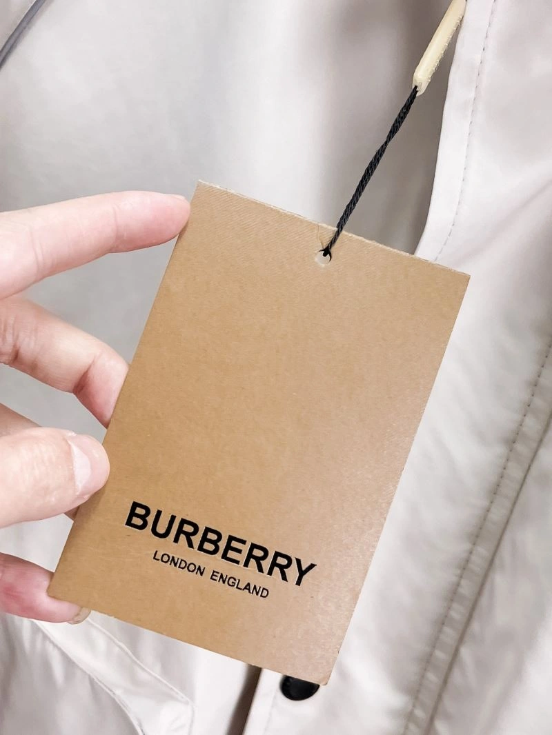 Sophisticated Burberry Outwear 100780