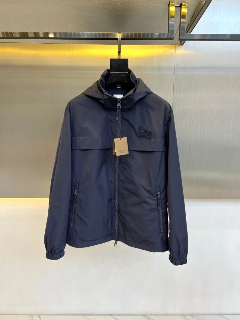 Burberry Outwear Bright 100704