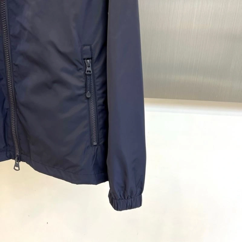 Burberry Outwear Bright 100704