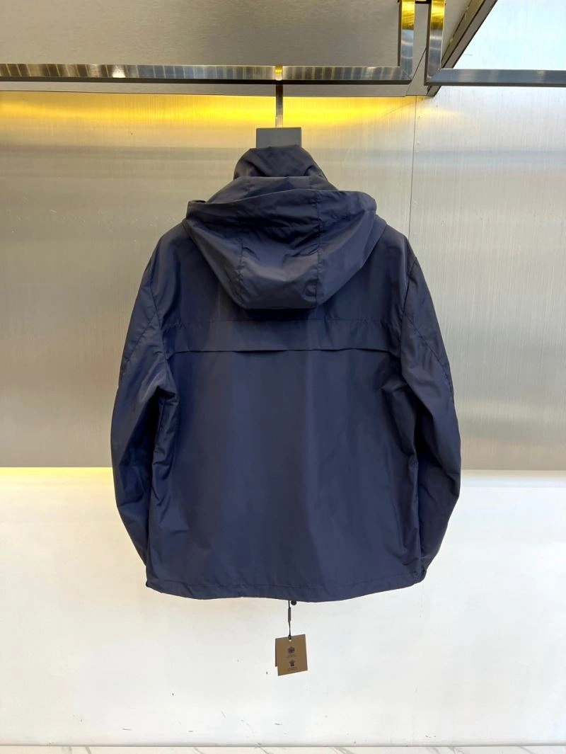 Burberry Outwear Bright 100704