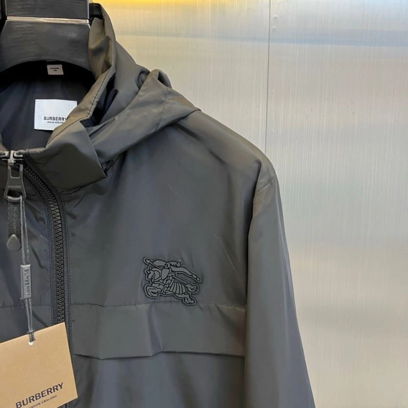 Burberry Outwear Snug 100707