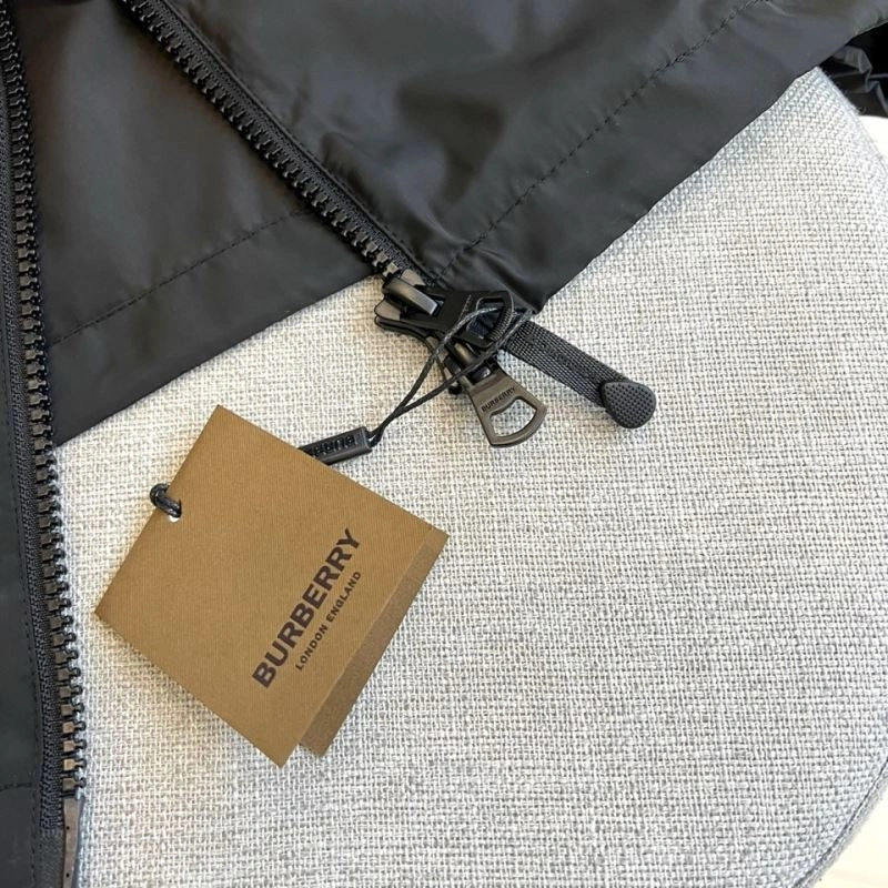 Burberry Outwear Snug 100707