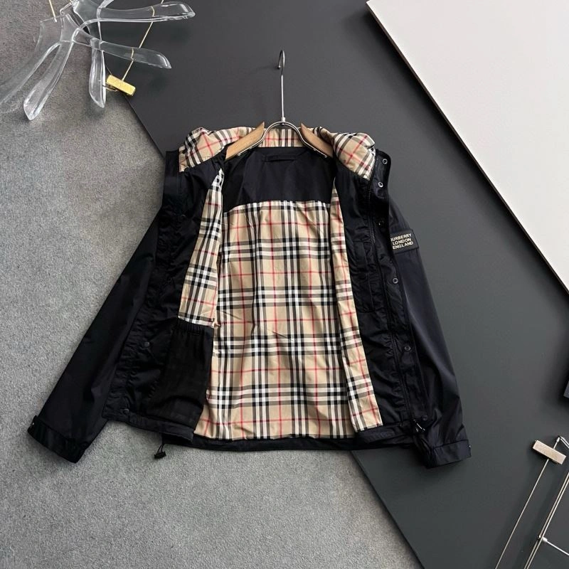 RelaxedFit Burberry Outwear 100700