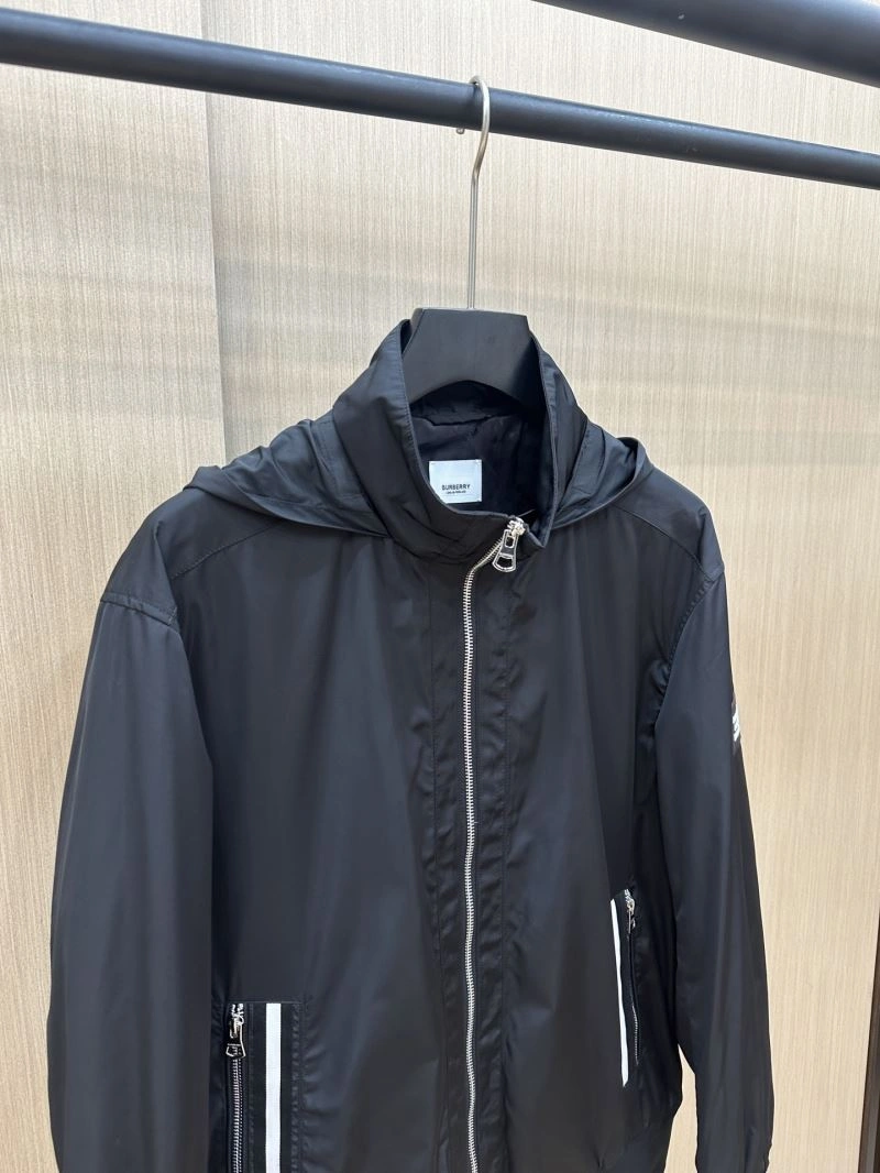 Reliable Burberry Outwear 100837