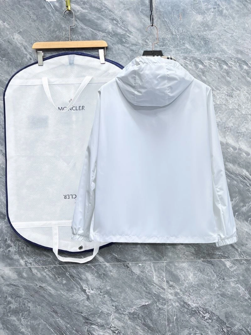 Burberry Outwear Casual 100698
