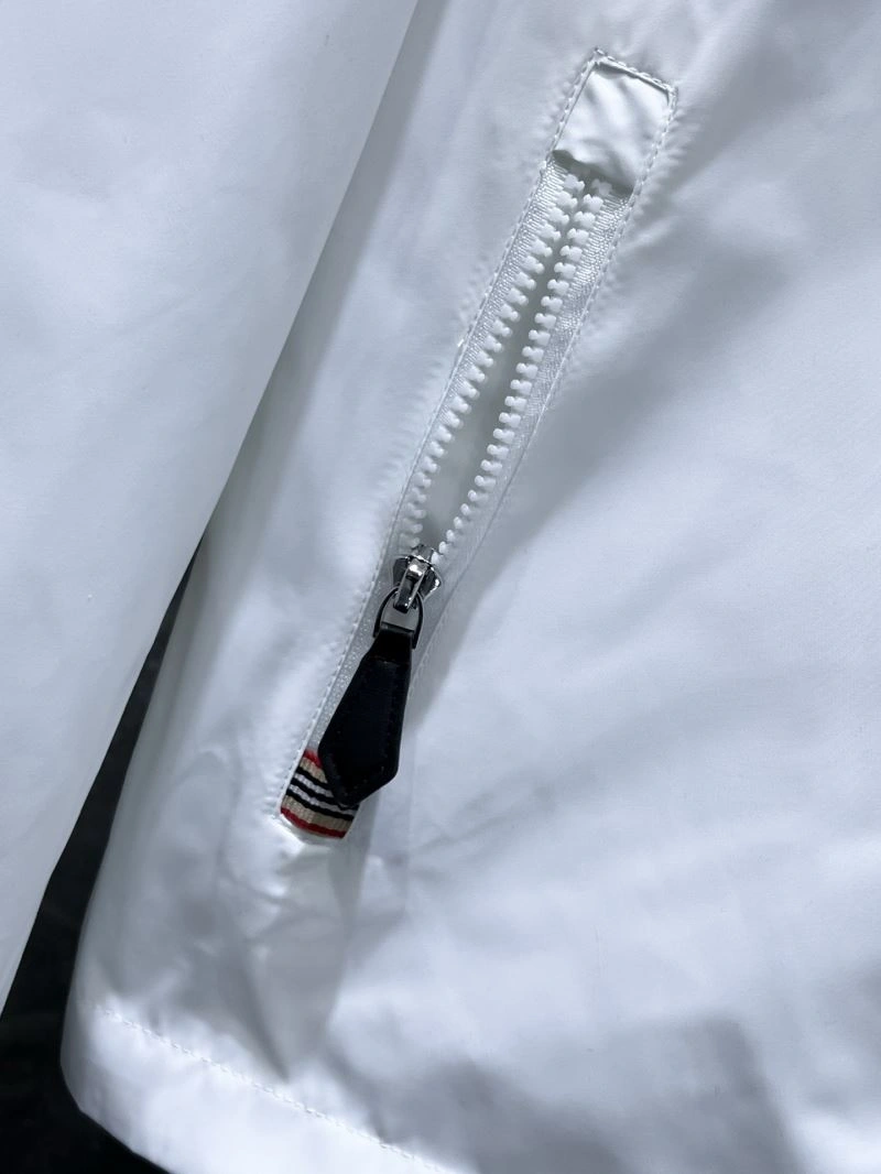 Burberry Outwear Casual 100698