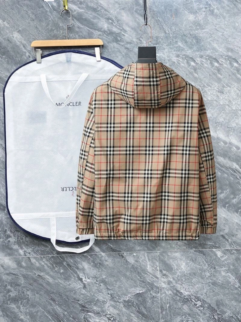 EyeCatching Burberry Outwear 100692