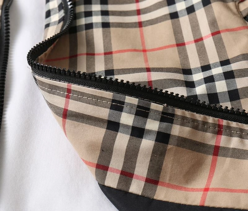 EyeCatching Burberry Outwear 100692