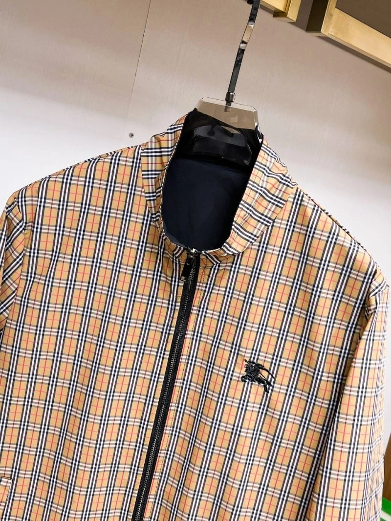 Thermal Burberry Outwear 100689