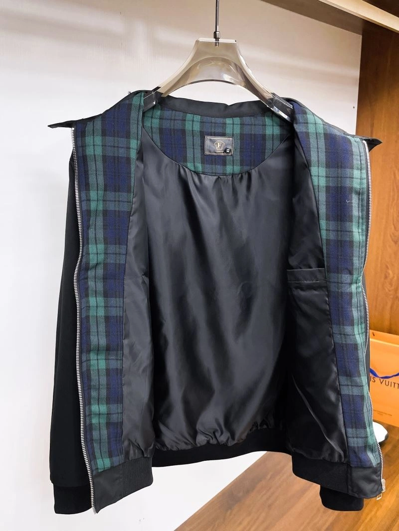 Burberry Outwear Sustainable 100701