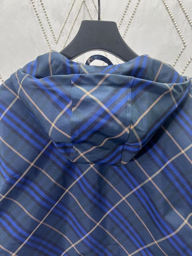 RelaxedFit Burberry Outwear 100663