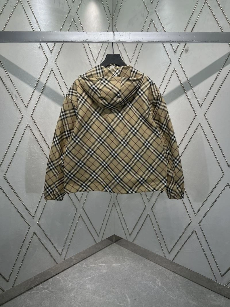 UrbanChic Burberry Outwear 100674
