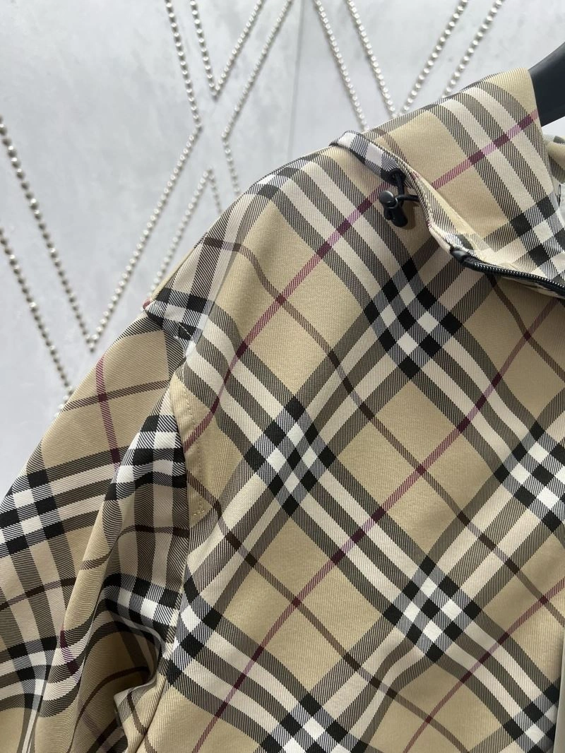 UrbanChic Burberry Outwear 100674