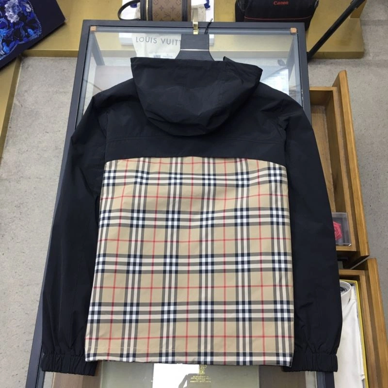 Modern Burberry Outwear 100247