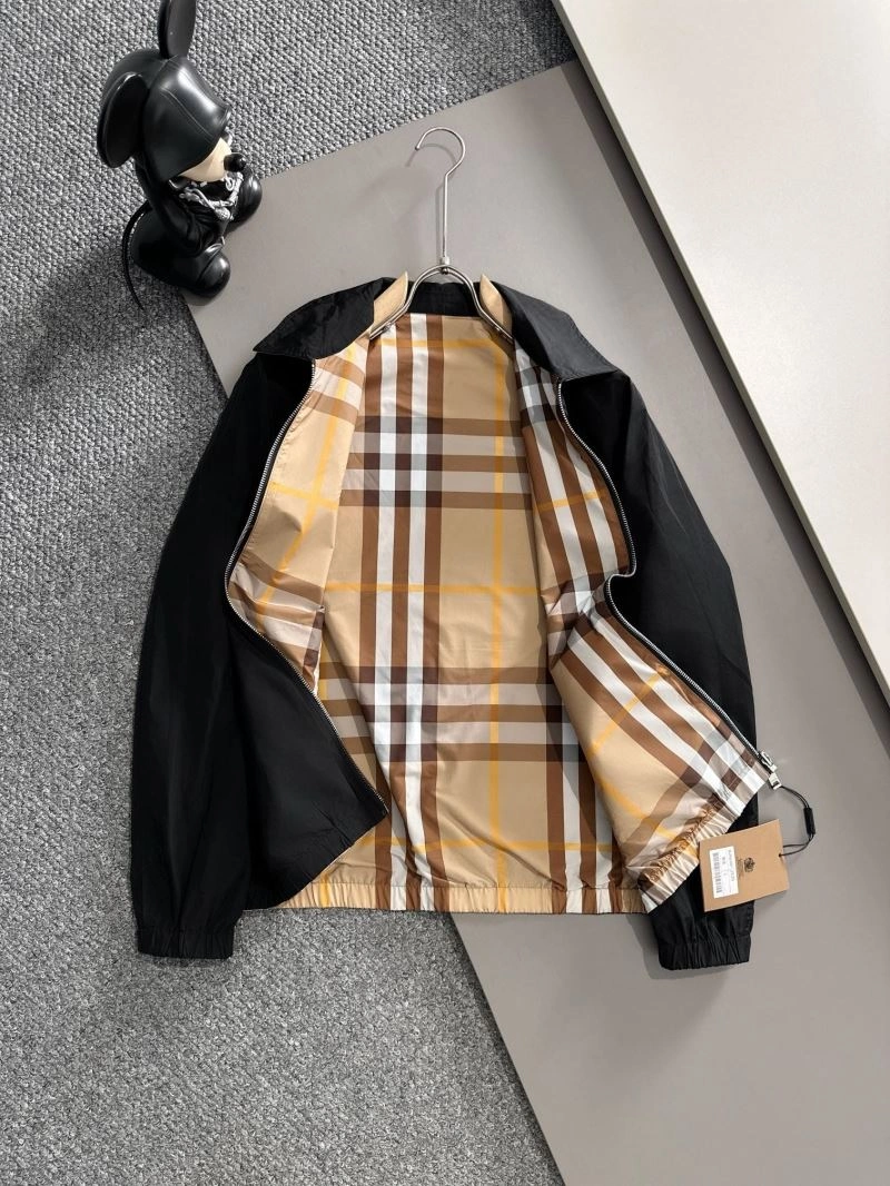 Seasonal Burberry Outwear 100244