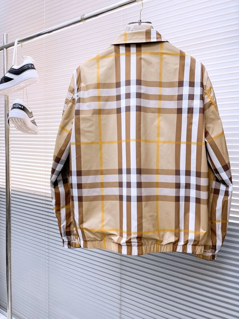 Burberry Outwear OdorResistant 100284