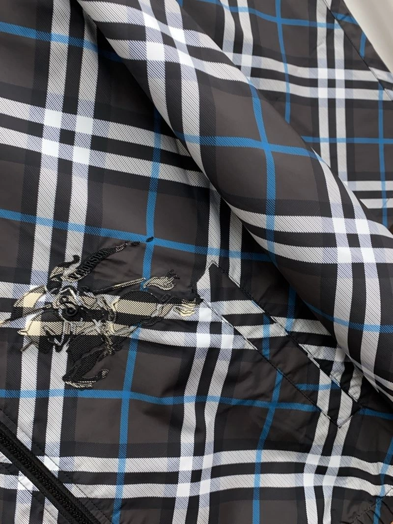 Burberry Outwear Breathable 100241