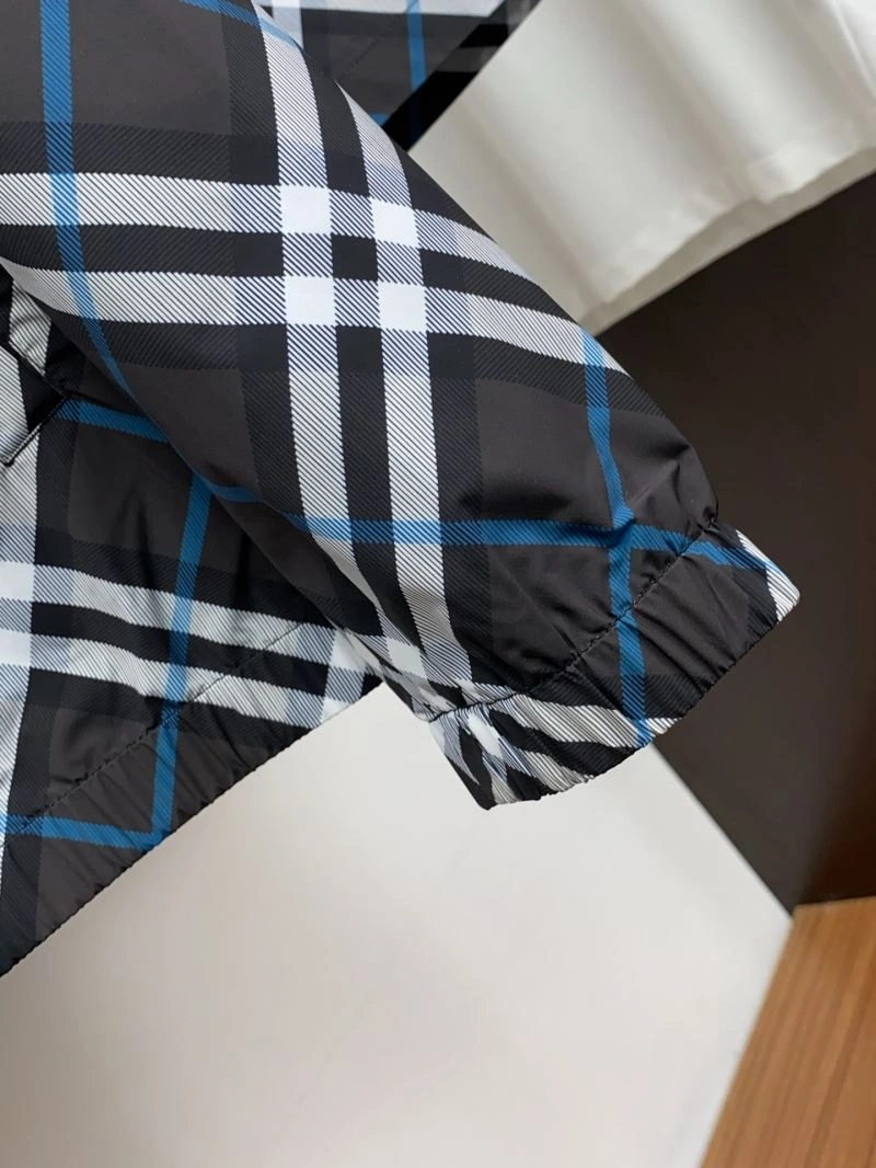 Burberry Outwear Breathable 100241