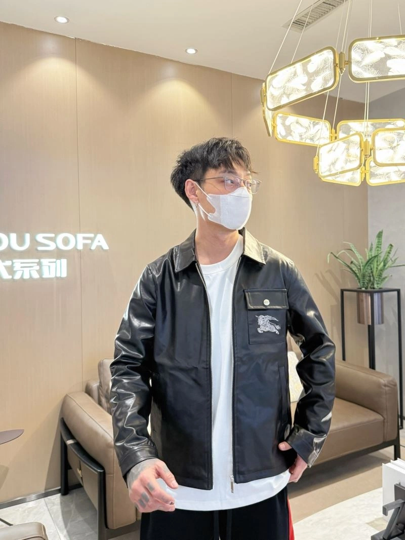 Burberry Outwear RelaxedFit 100228