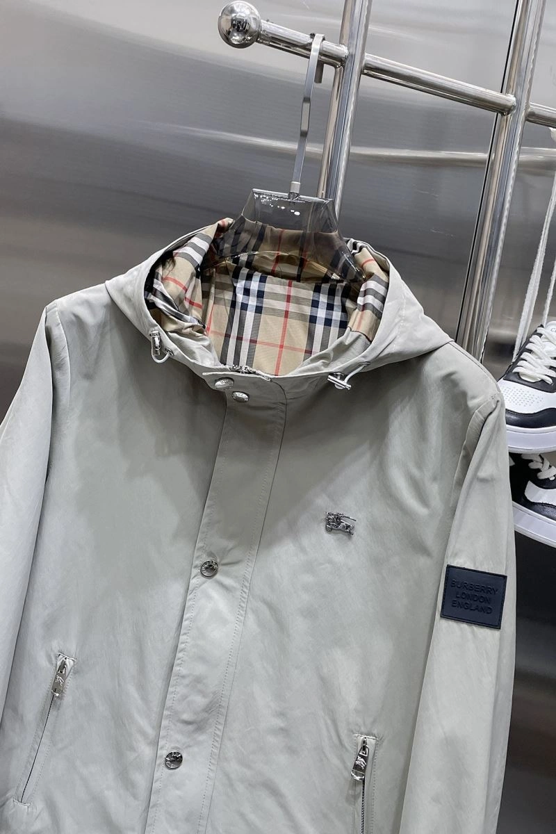Popular Burberry Outwear 100238
