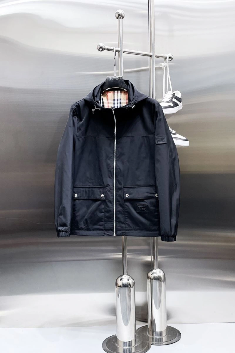 Burberry Outwear MultiPurpose 100258