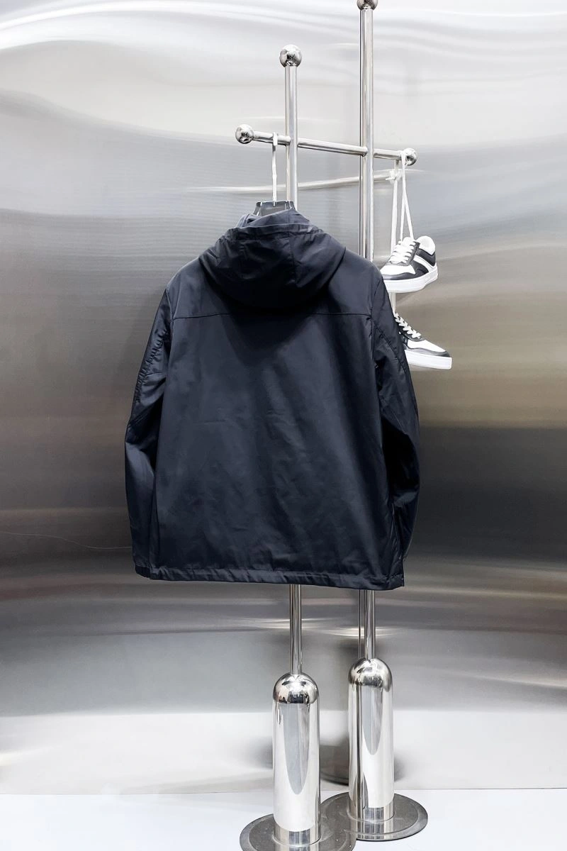 Burberry Outwear MultiPurpose 100258