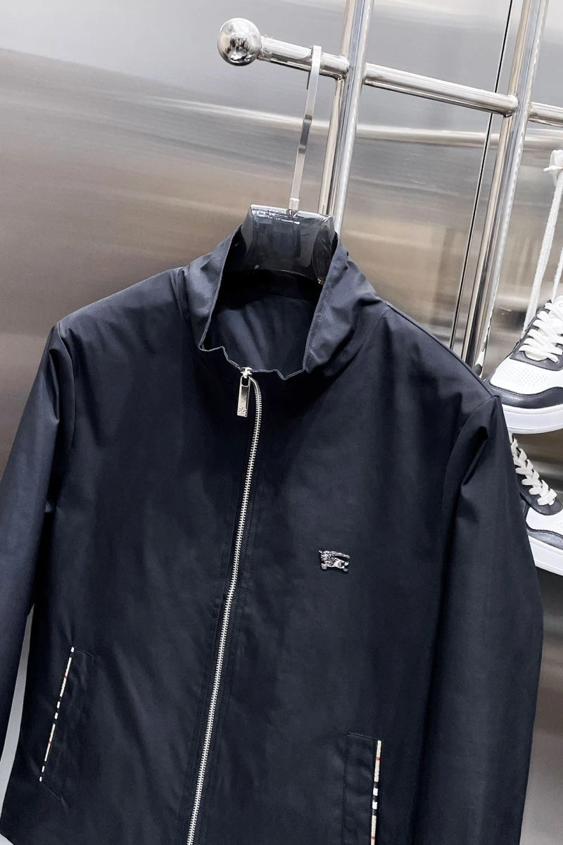 Burberry Outwear OdorResistant 100233