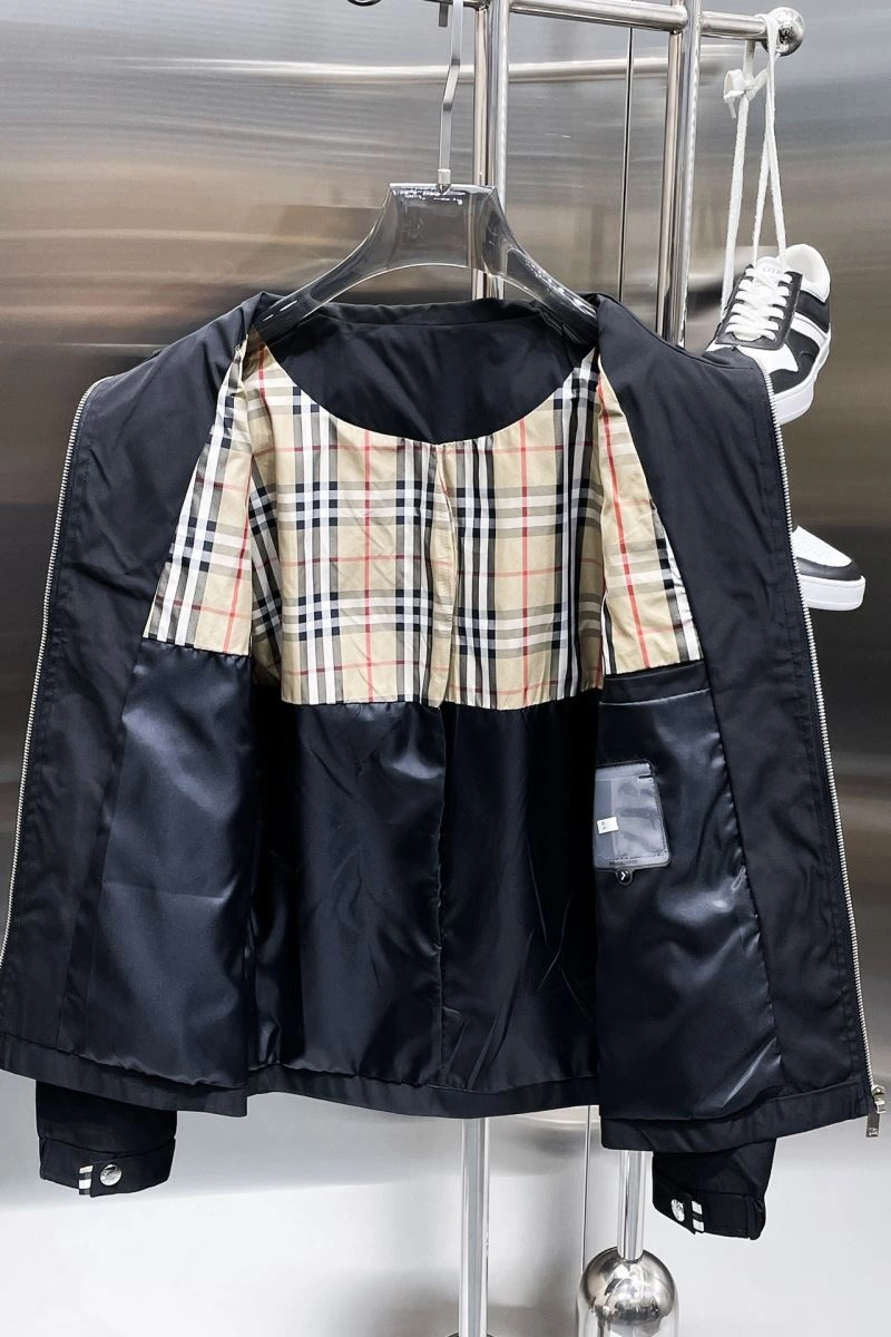 Burberry Outwear OdorResistant 100233