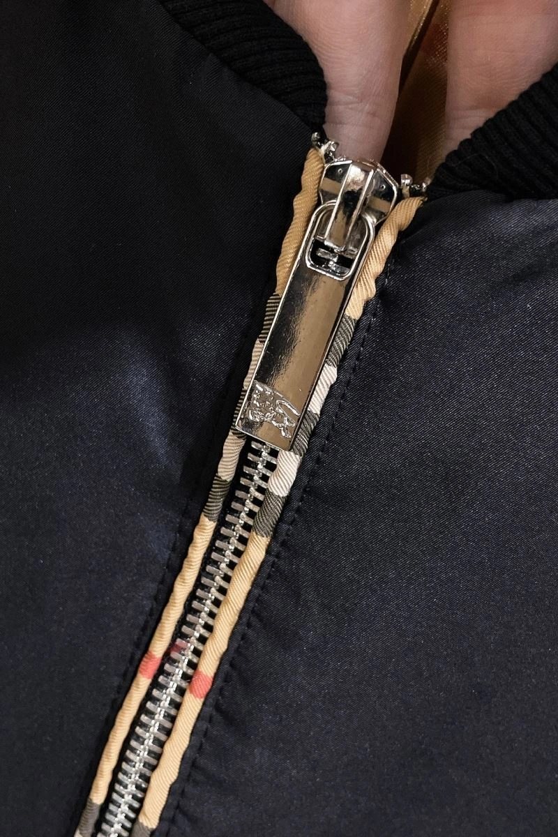 Burberry Outwear Sleek 100225
