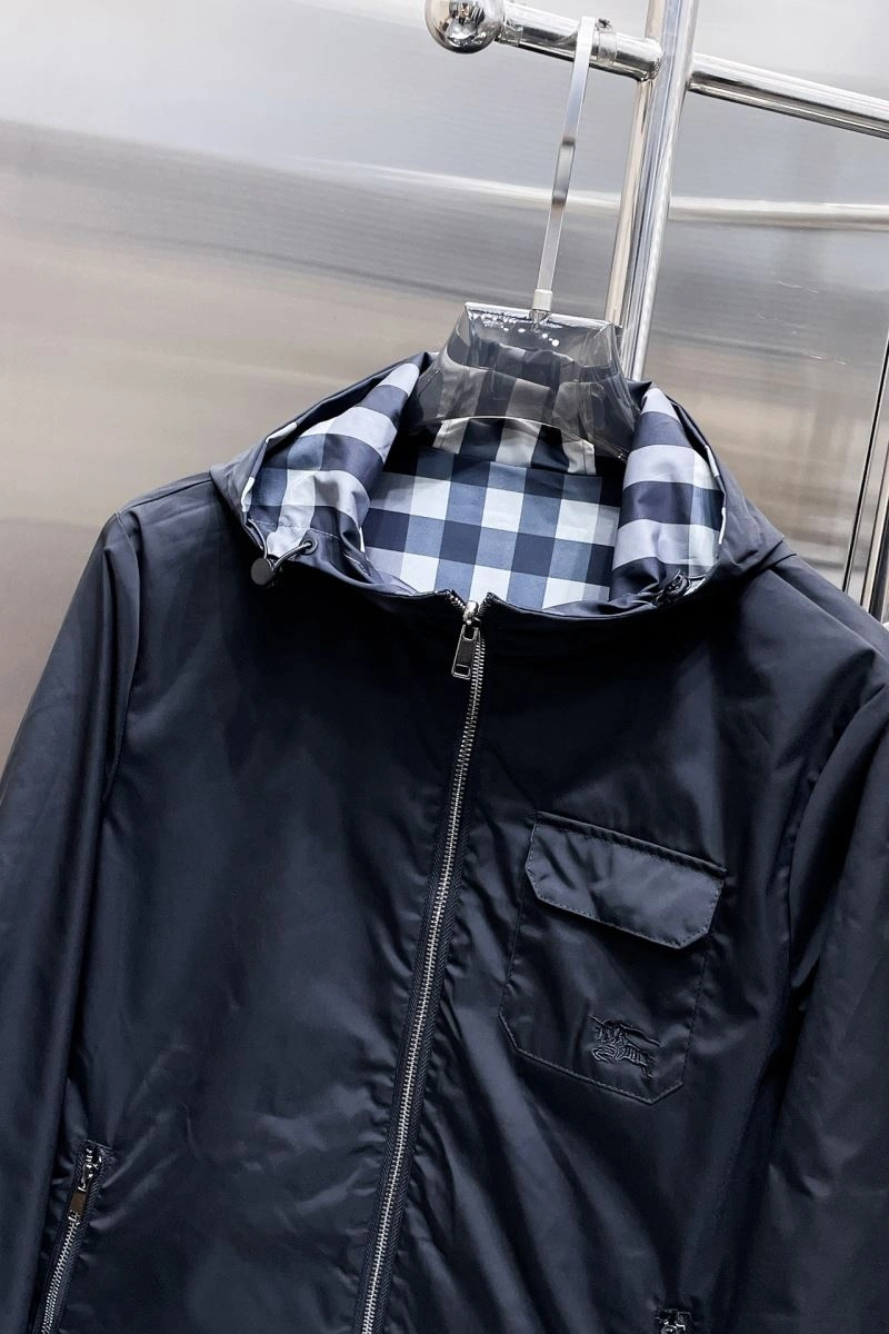Burberry Outwear ZipUp 100237