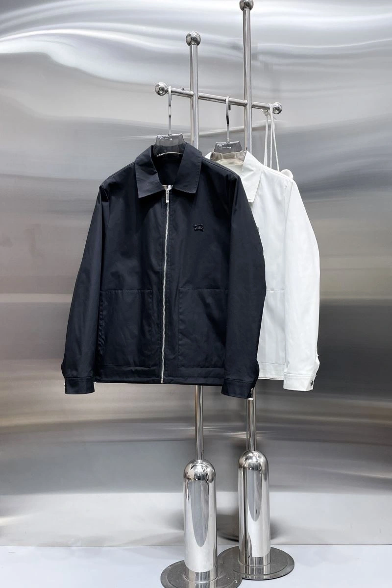 Burberry Outwear Snug 100222