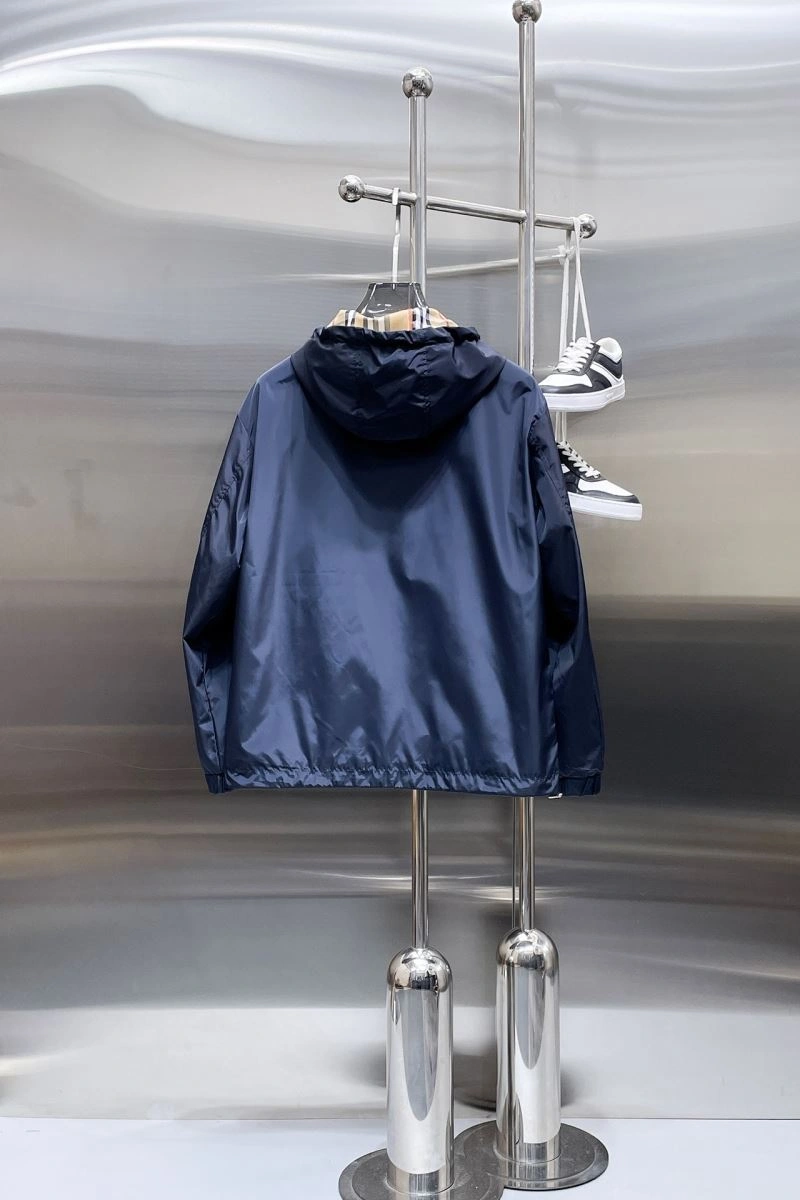 Popular Burberry Outwear 100224