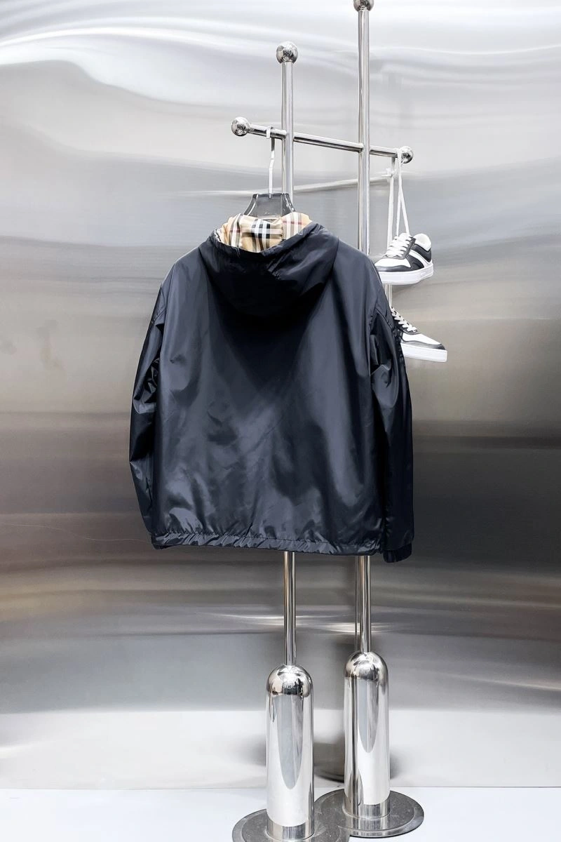 TravelReady Burberry Outwear 100306