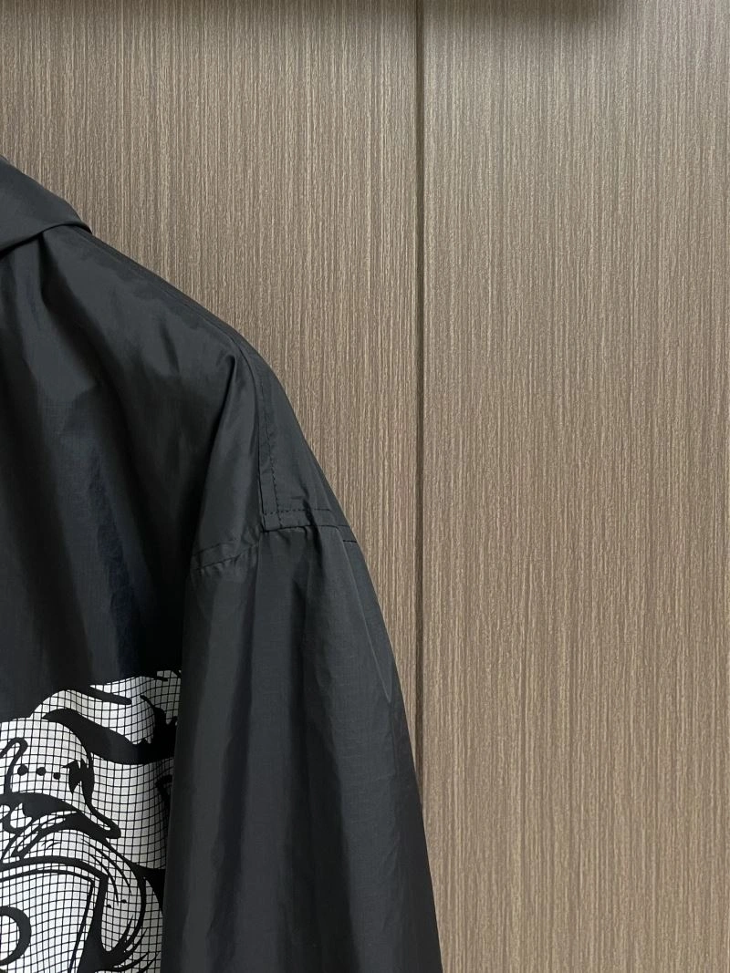 Seasonal Burberry Outwear 100218