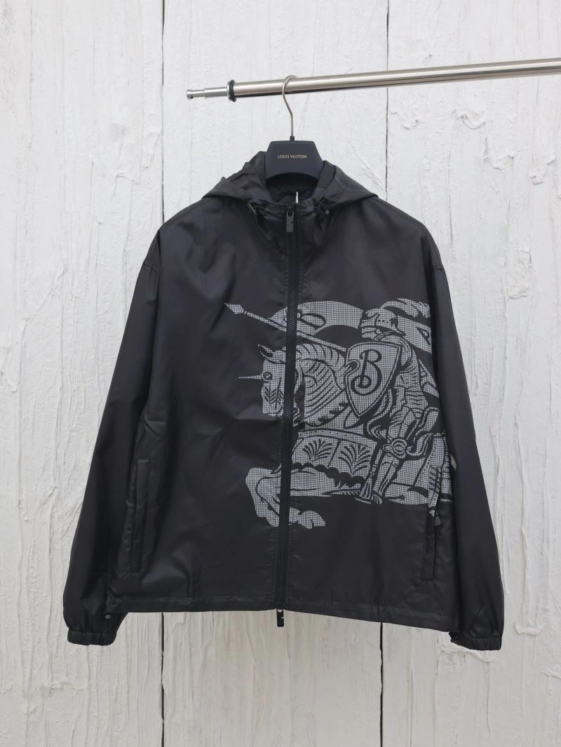 Burberry Outwear Minimalist 100215