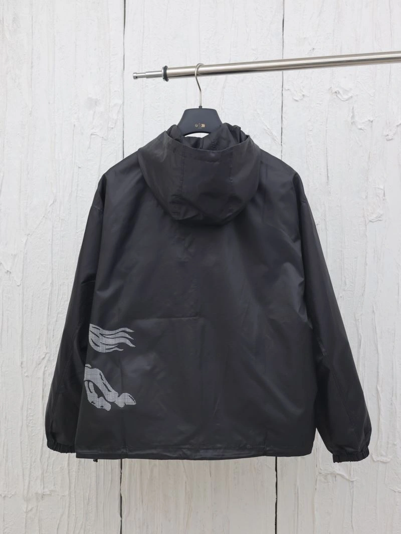 Burberry Outwear Minimalist 100215