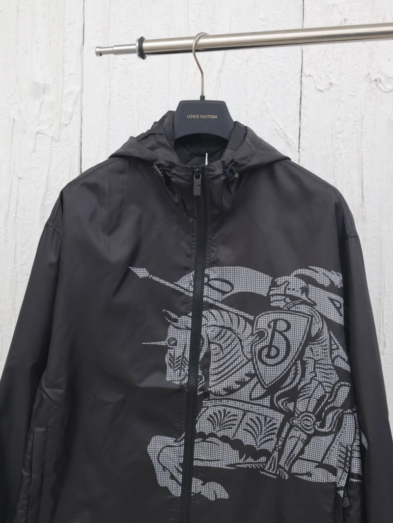 Burberry Outwear Minimalist 100215