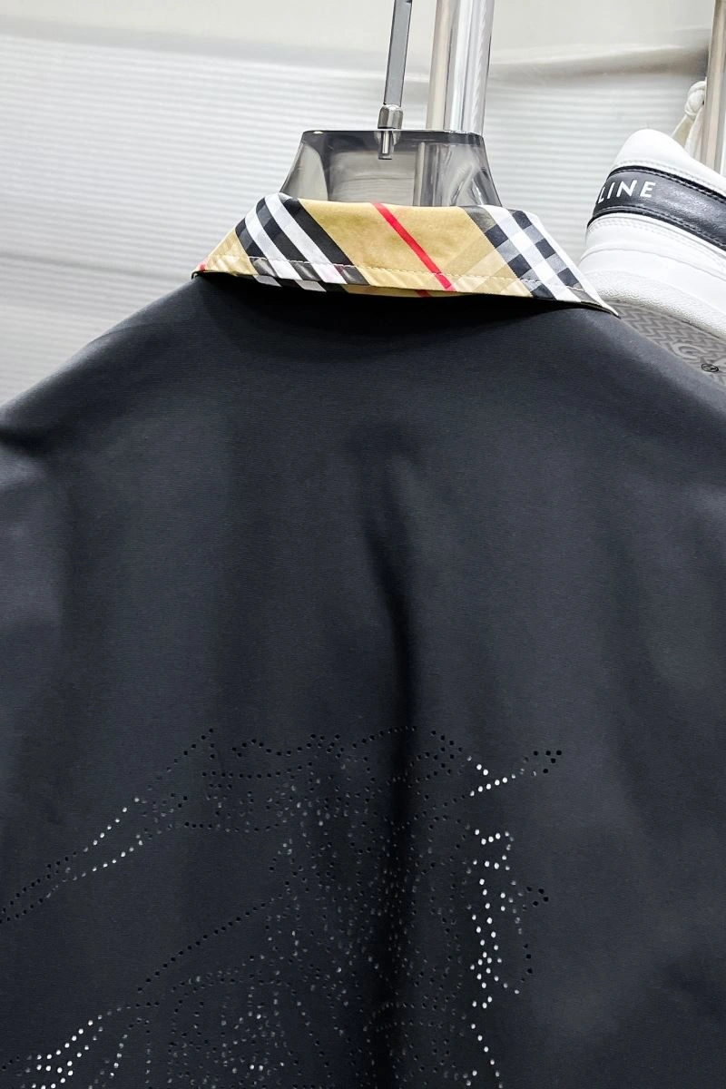 Burberry Outwear Modern 100217