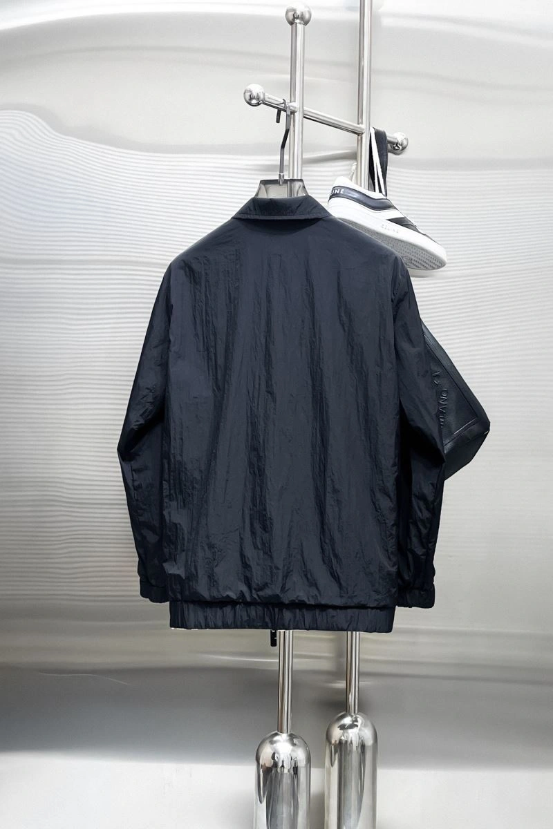 Burberry Outwear Trendsetting 100251