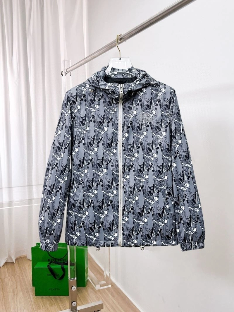 Burberry Outwear Effortless 100210