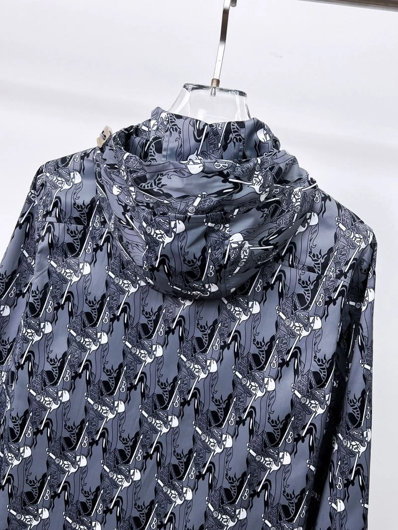 Burberry Outwear Effortless 100210
