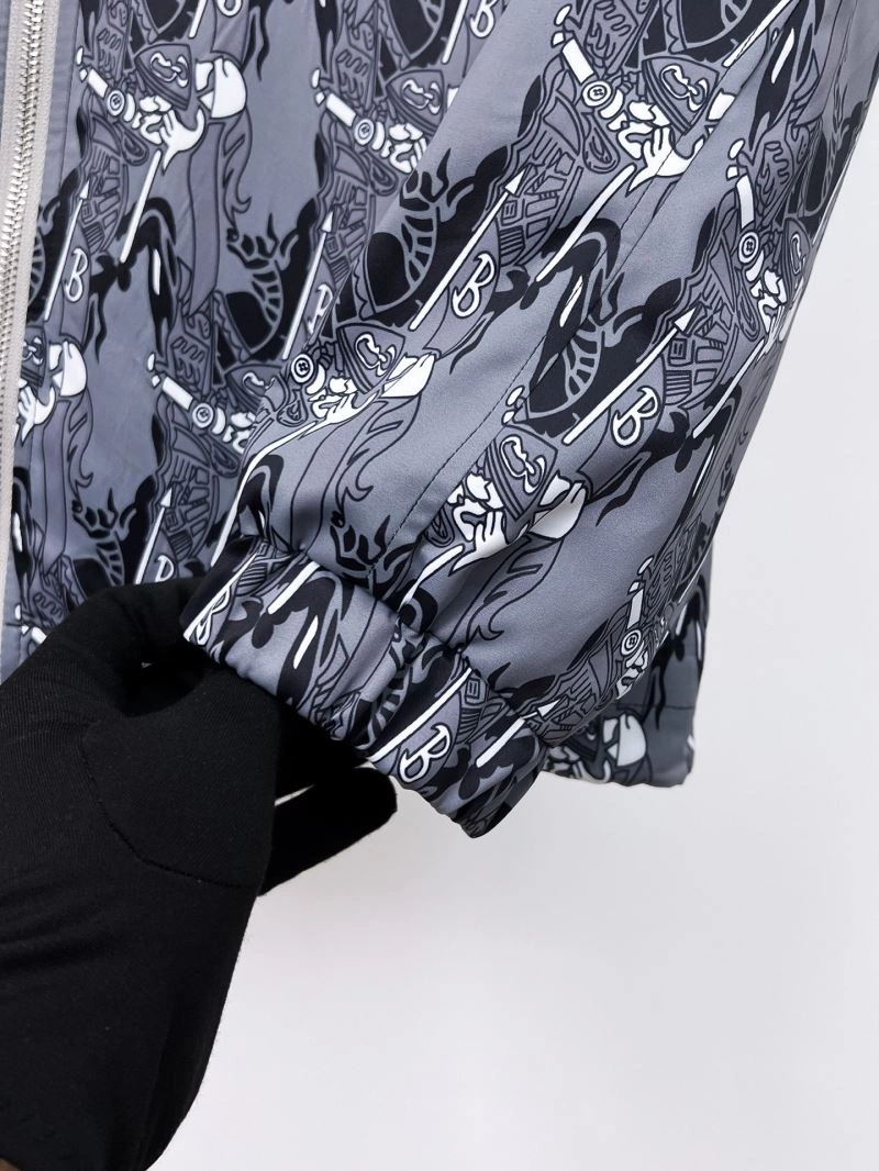 Burberry Outwear Effortless 100210