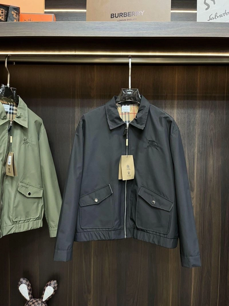 TechFriendly Burberry Outwear 100208