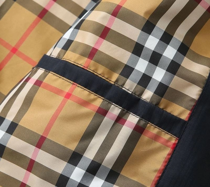Burberry Outwear MoistureWicking 100207