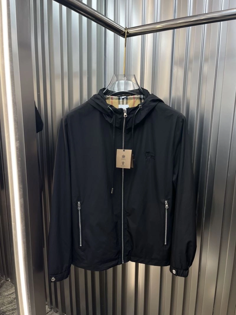 Comfortable Burberry Outwear 100203