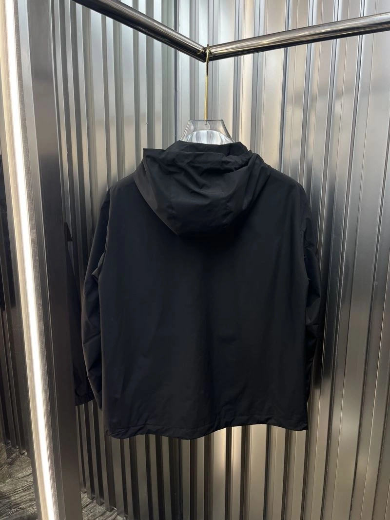 Comfortable Burberry Outwear 100203