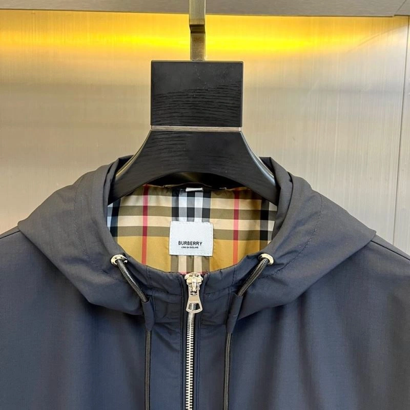 WeatherProof Burberry Outwear 100200
